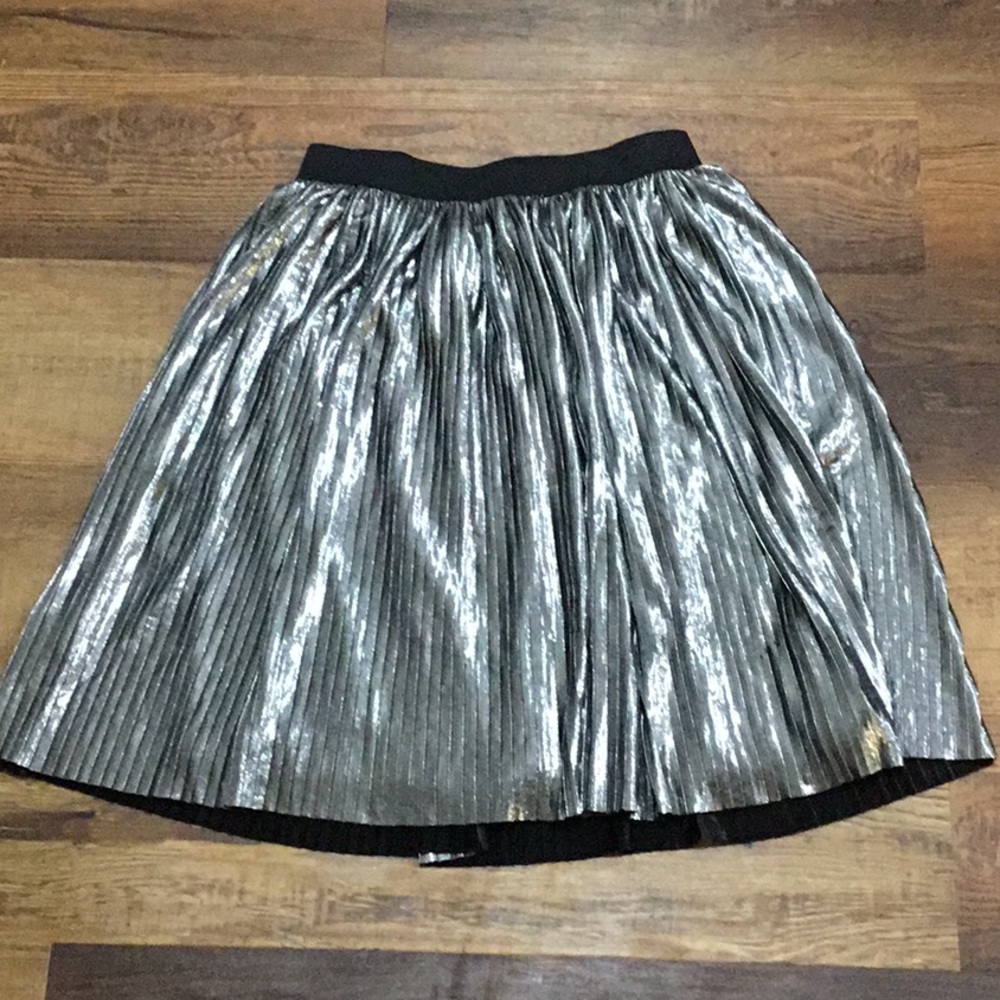 Art Class Silver A-Line Pleated Skirt